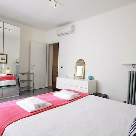 Bianco Apartment เวโรนา ภายนอก รูปภาพ